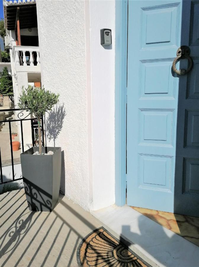 Summer House In Spetses Bagian luar foto